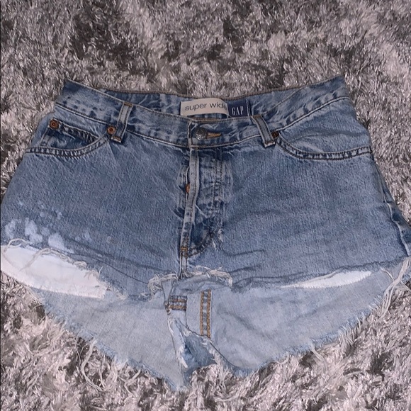 Jean shorts - Picture 2 of 3